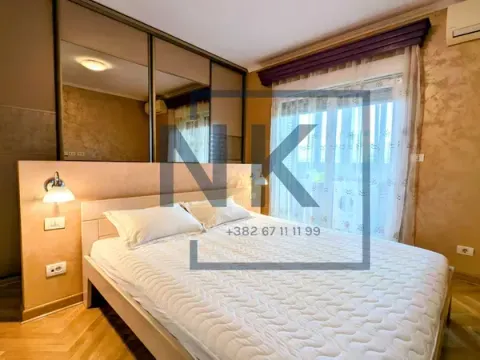Rent, two bedroom apartment, 88m², City Kvart, Podgorica - image 9