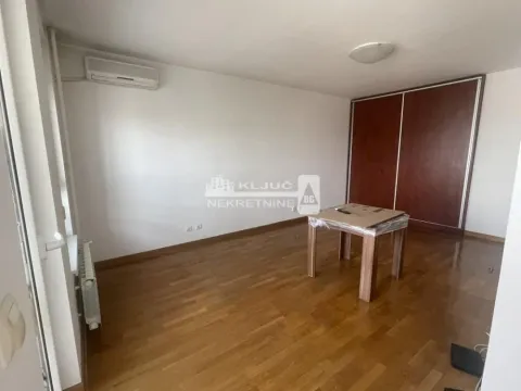 Sale, two bedroom apartment, 52m², Belvil, Beograd - image 3