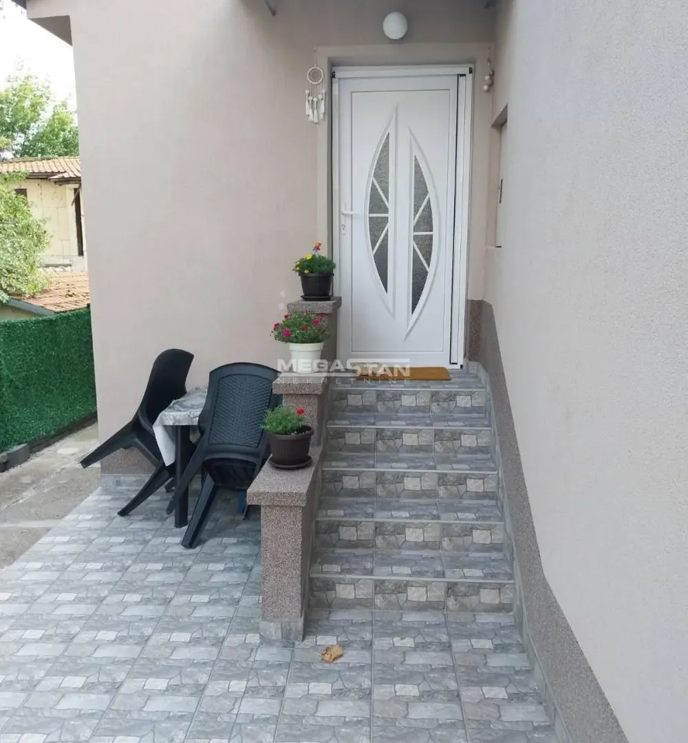 Sale, house, 67m², Cvetkova Pijaca, Zvezdara Sve Podlokacije