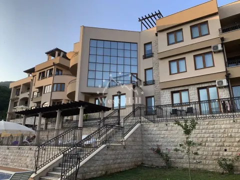 Sale, one bedroom apartment, 95m², Herceg Novi, Crna Gora - image 2