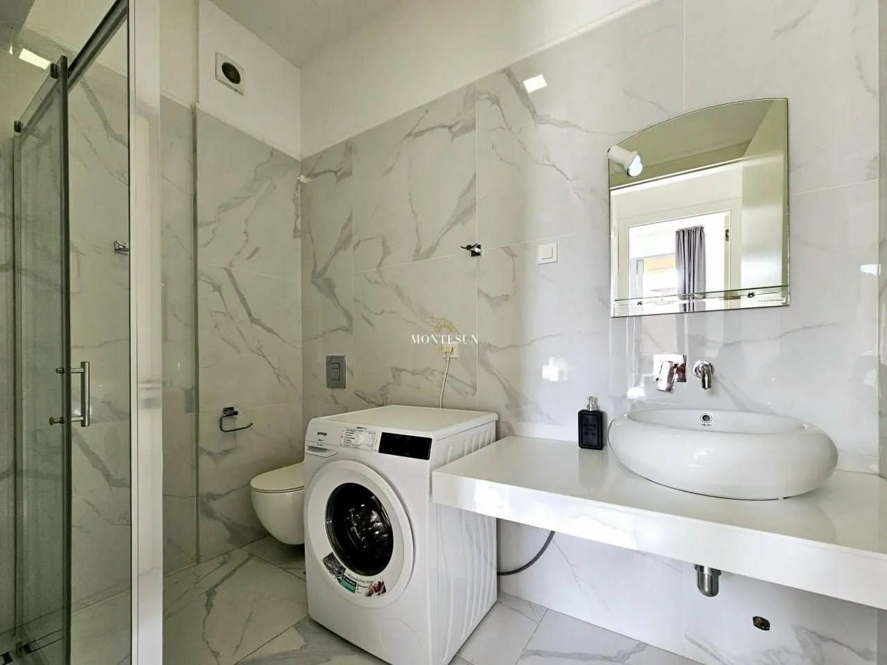 Rent, two bedroom apartment, 51m², Bečići, Budva