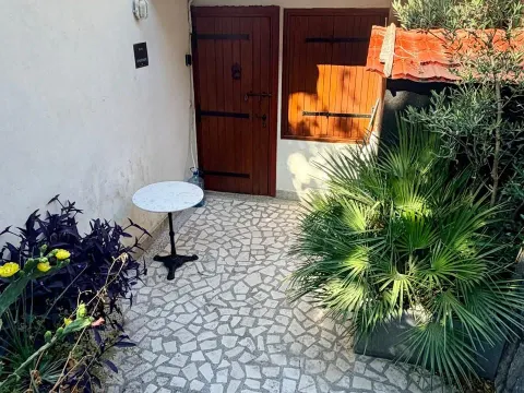 Prodaja, jednosoban stan, 39m², Perast, Kotor - image 19