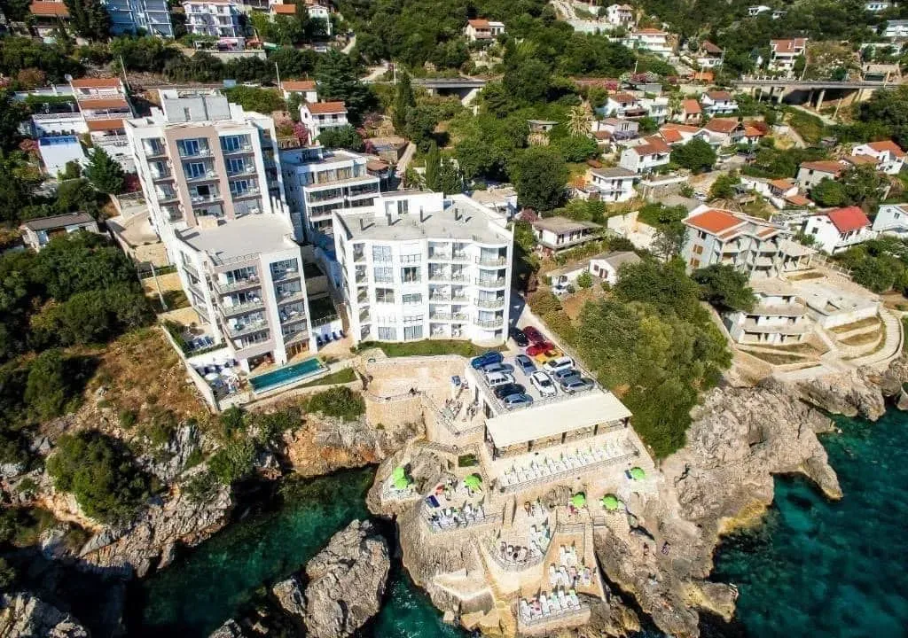 Rent, hospitality venue, 5000m², Dobre Vode, Bar