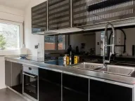 Rent, two bedroom apartment, 120m², Kotor, Crna Gora - image 2