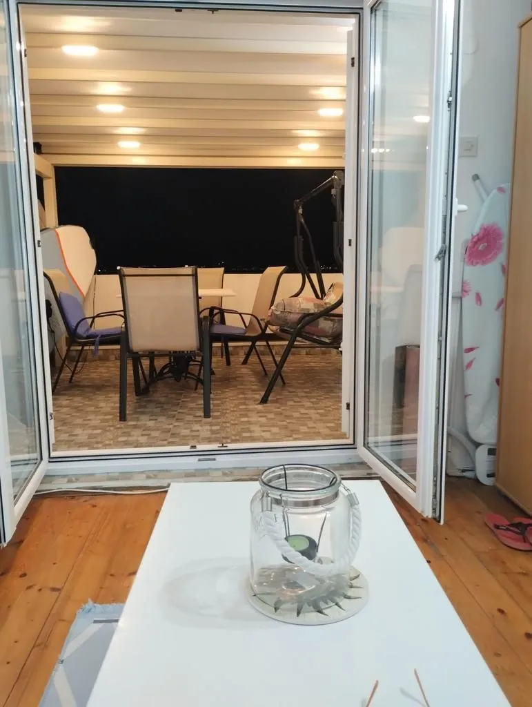 Prodaja, dvosoban stan, 47m², Krašići, Tivat