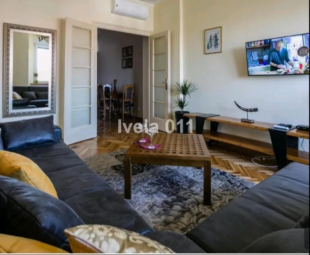 Rent, two bedroom apartment, 45m², Stari Grad, Beograd