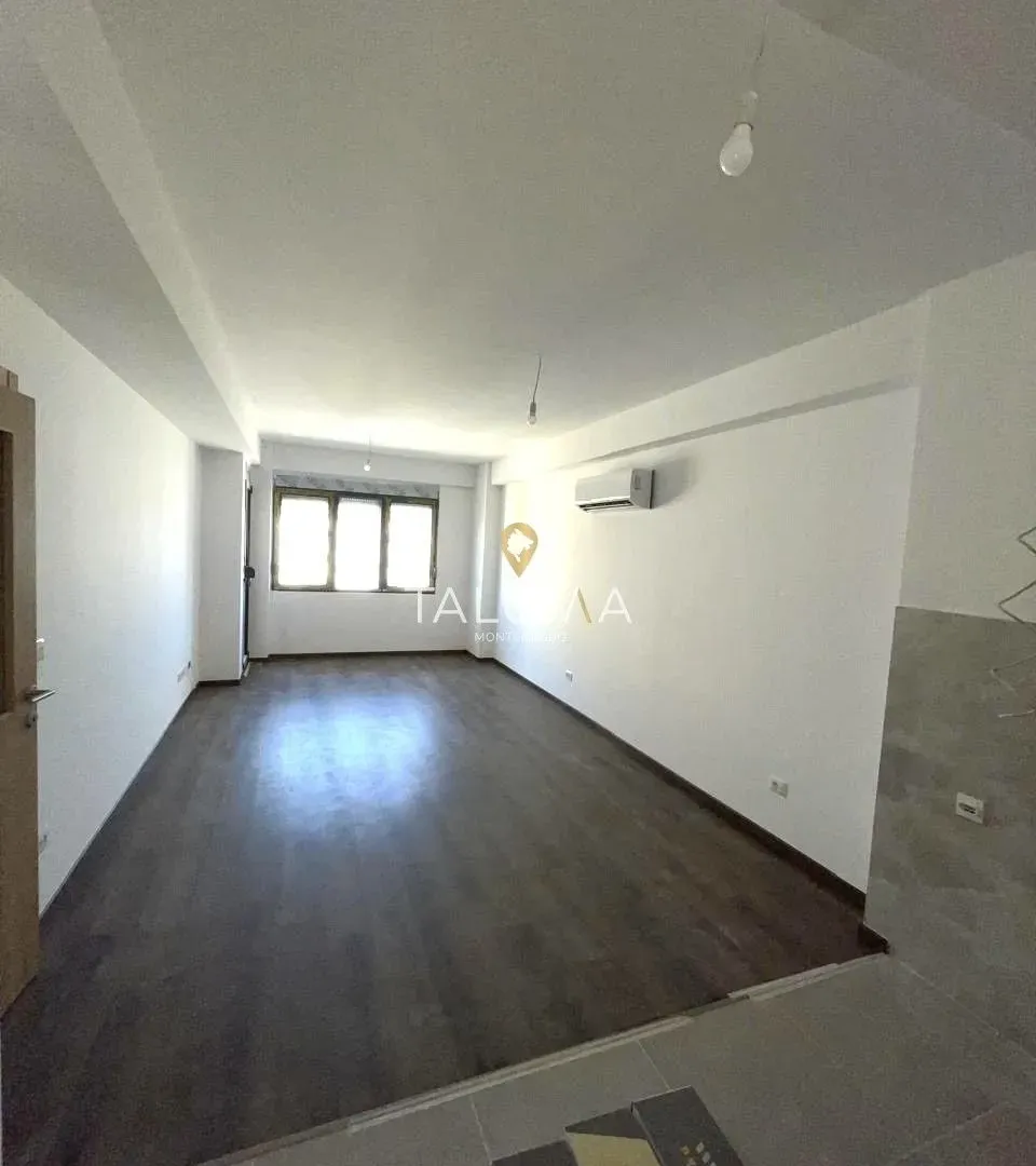 Prodaja, dvosoban stan, 80m², Pobrežje, Podgorica