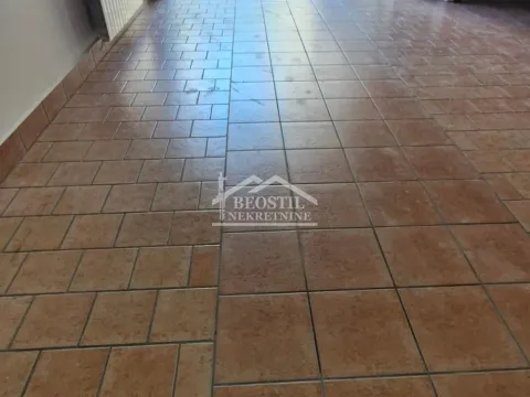 Rent, house, 319m², Julino Brdo, Beograd - image 18