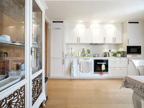 Prodaja, stan, 135m², Tivat, Crna Gora - image 13