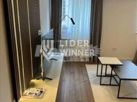 Prodaja, dvosoban stan, 62m², Vračar Sve Podlokacije, Beograd - image 1