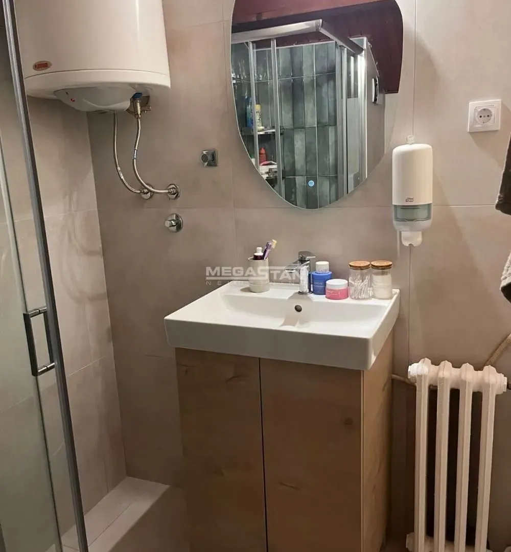 Prodaja, jednosoban stan, 35m², Novi Beograd Sve Podlokacije, Beograd