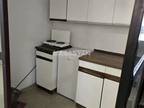 Izdavanje, poslovni prostor, 105m², Poštanska Štedionica, Palilula Sve Podlokacije - image 8
