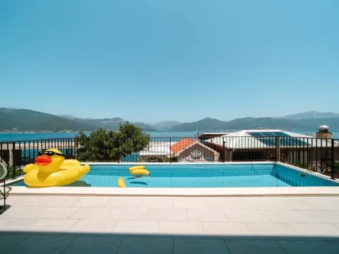 Prodaja, kuća, 200m², Krašići, Tivat - image 1