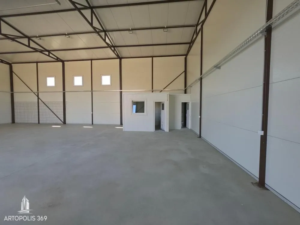 Rent, office space, 205m², Batajnica, Beograd