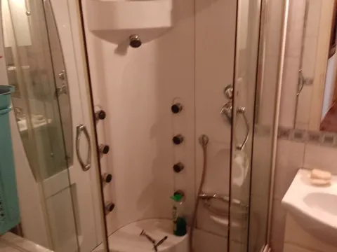 Prodaja, dvosoban stan, 64m², Pejton, Podgorica - image 9