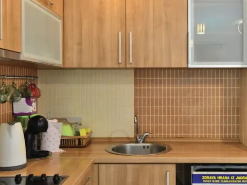 Sale, one bedroom apartment, 65m², Maine, Budva - image 14