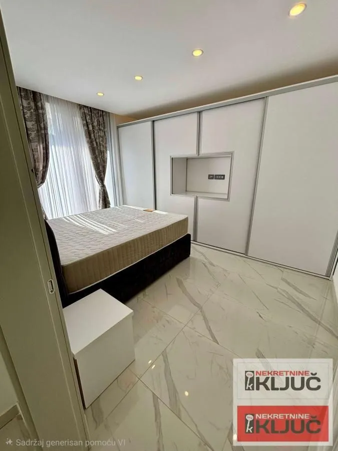 Izdavanje, trosoban stan, 100m², Sremska Kamenica, Petrovaradin