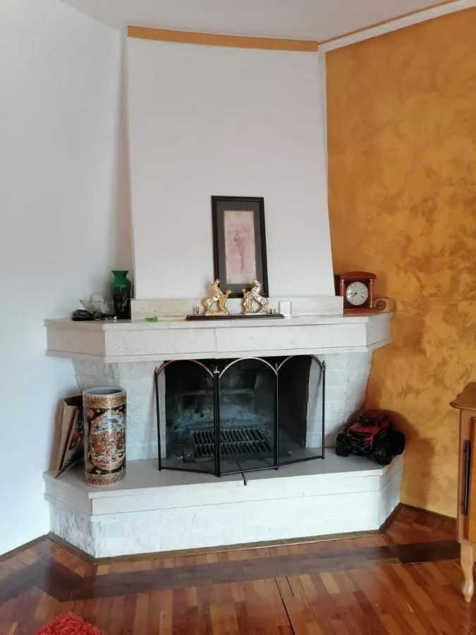 Prodaja, kuća, 350m², Tološi, Podgorica