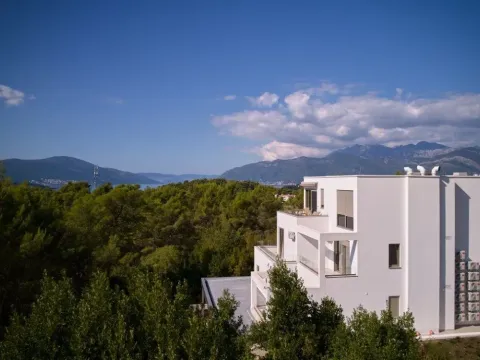 Prodaja, dvosoban stan, 111m², Gradiošnica, Tivat - image 17