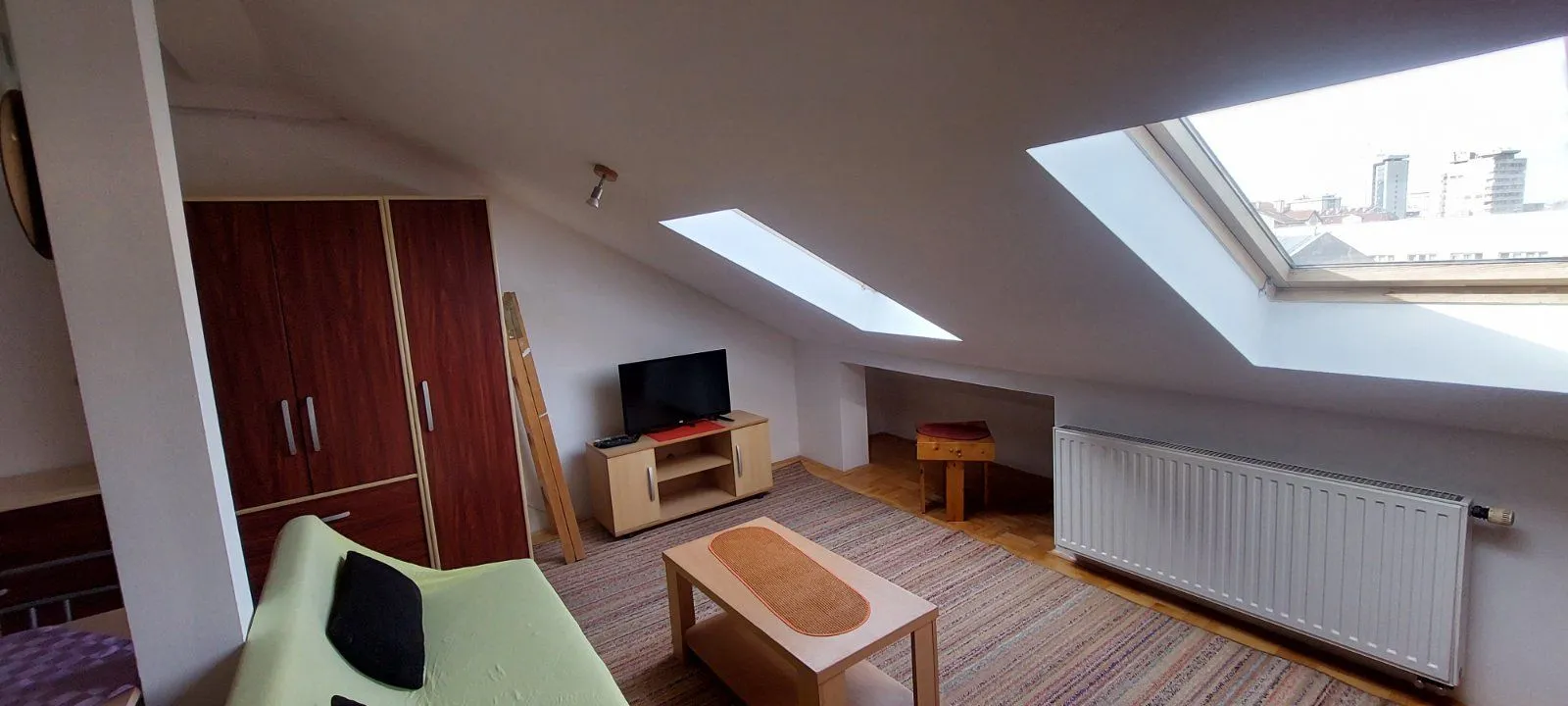 Prodaja, garsonjera, 38m², Centar, Niš