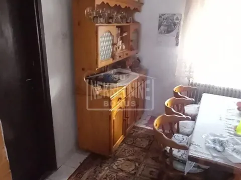 Prodaja, kuća, 178m², Verušić, Subotica - image 18