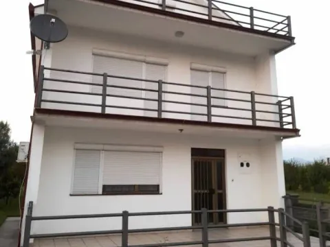 Prodaja, kuća, 146m², Zeta, Podgorica