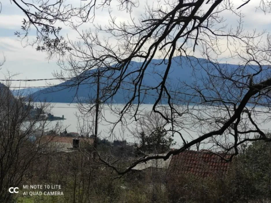 Prodaja, plac, 10490m², Risan, Kotor