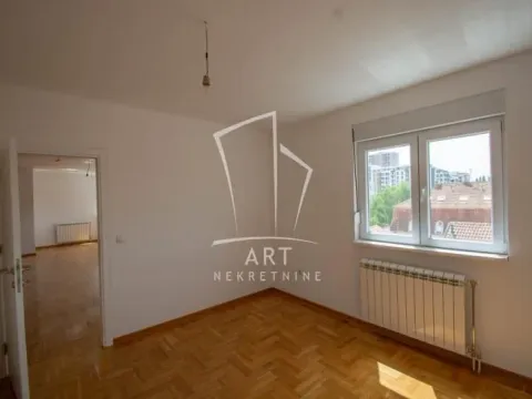 Prodaja, četvorosoban stan, 101m², Voždovac Sve Podlokacije, Beograd - image 9