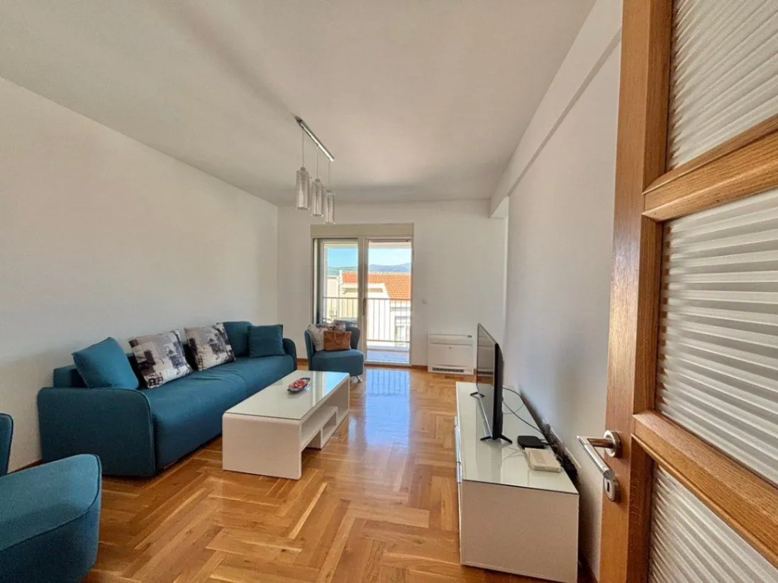 Prodaja, trosoban stan, 99m², Tivat, Crna Gora