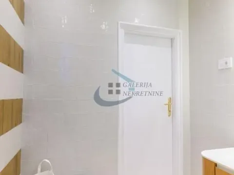 Prodaja, trosoban stan, 107m², Vračar Sve Podlokacije, Beograd - image 24