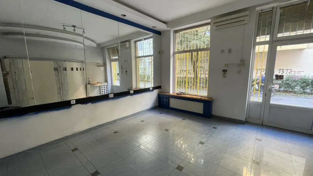 Sale, office space, 46m², Grbavica, Novi Sad Sve Podlokacije