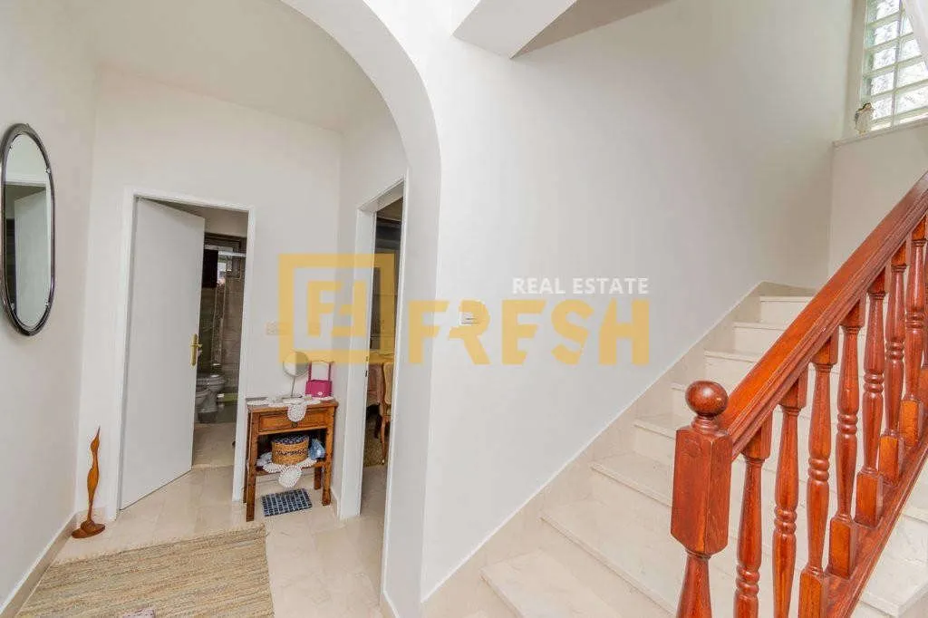 Prodaja, kuća, 200m², Herceg Novi, Crna Gora