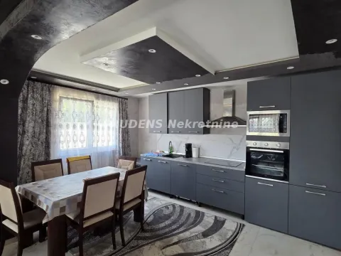 Sale, house, 210m², Surčin, Beograd - image 10