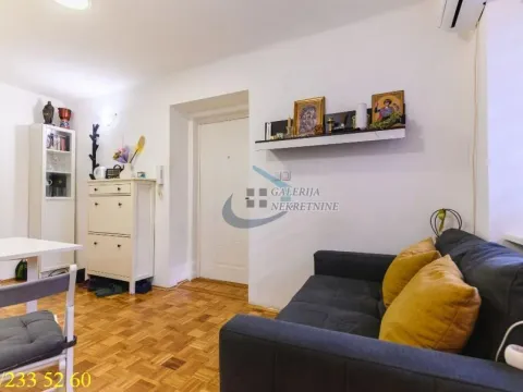 Sale, two bedroom apartment, 44m², Stari Grad, Beograd - image 3