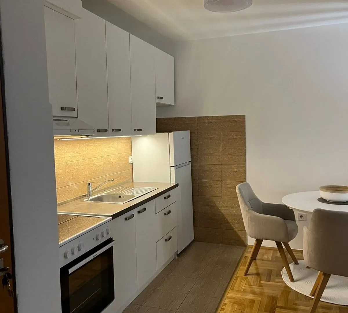 Rent, one bedroom apartment, 42m², Krivi Most, Podgorica
