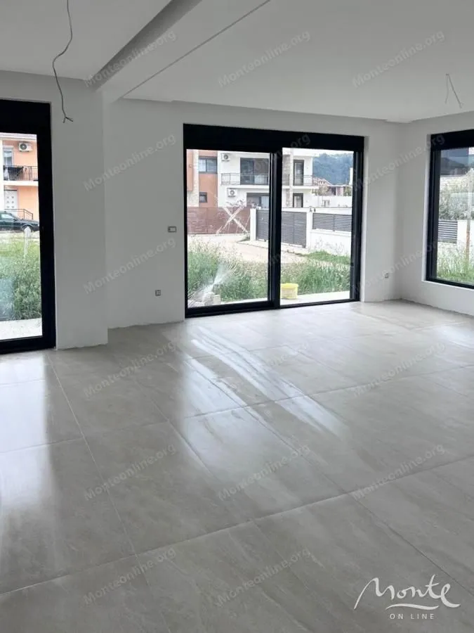 Sale, house, 200m², Zaljevo, Bar