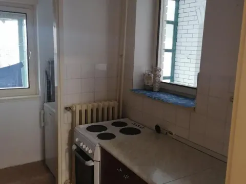 Izdavanje, jednosoban stan, 40m², Savski Venac, Beograd - image 6