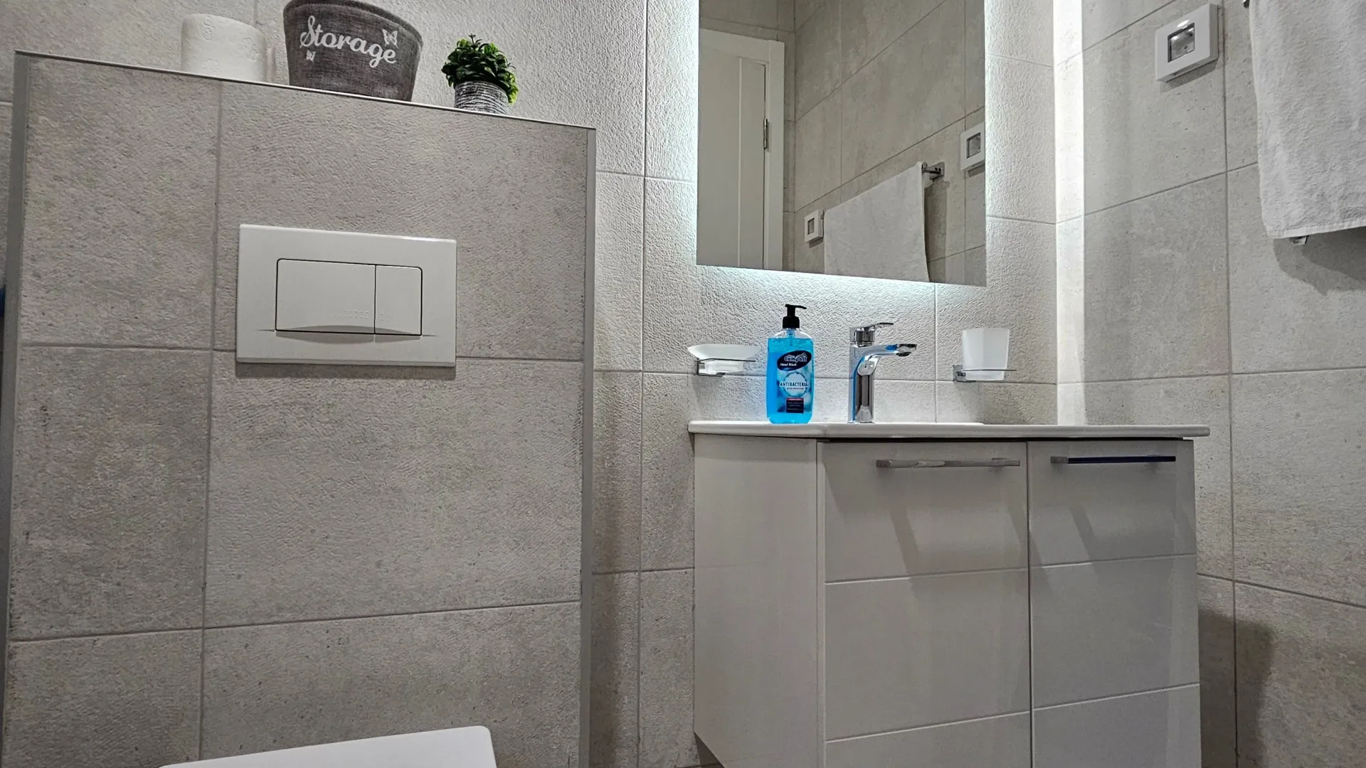 Rent, one bedroom apartment, 46m², Stari Aerodrom, Podgorica