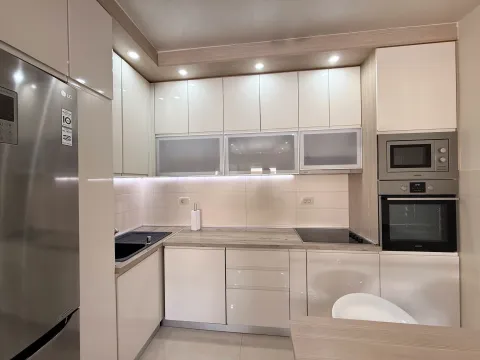 Sale, two bedroom apartment, 71m², City Kvart, Podgorica - image 4