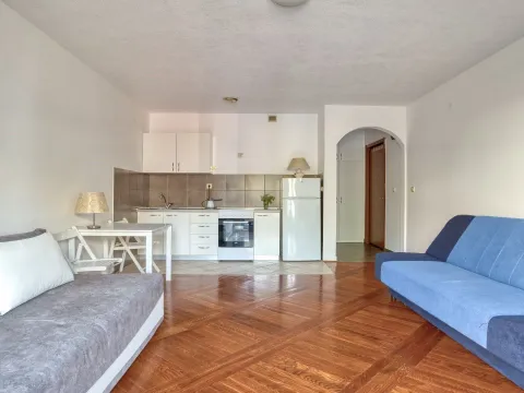 Sale, one bedroom apartment, 29m², Pržno, Budva - image 8