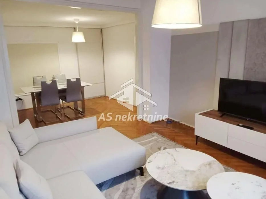 Izdavanje, dvosoban stan, 62m², Stari Grad, Beograd
