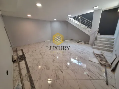 Rent, office space, 114m², Dalmatinska ulica, Podgorica - image 2