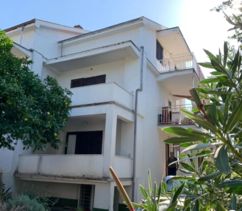 Prodaja, kuća, 196m², Utjeha, Bar