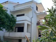 Prodaja, kuća, 196m², Utjeha, Bar - image 1