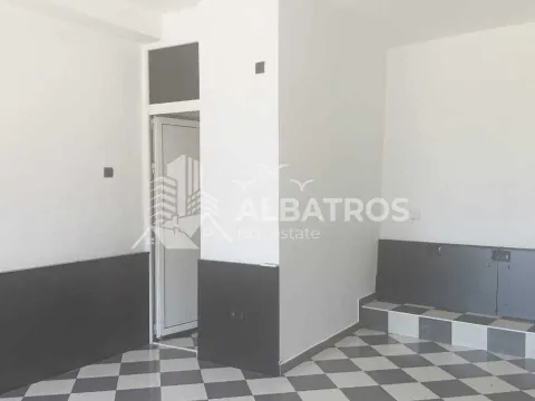 Rent, office space, 20m², Bar, Crna Gora - image 4