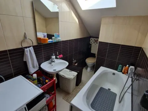 Prodaja, trosoban stan, 69m², Petrovaradin, Novi Sad - image 10