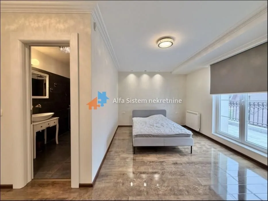 Rent, house, 510m², Banovo Brdo, Beograd