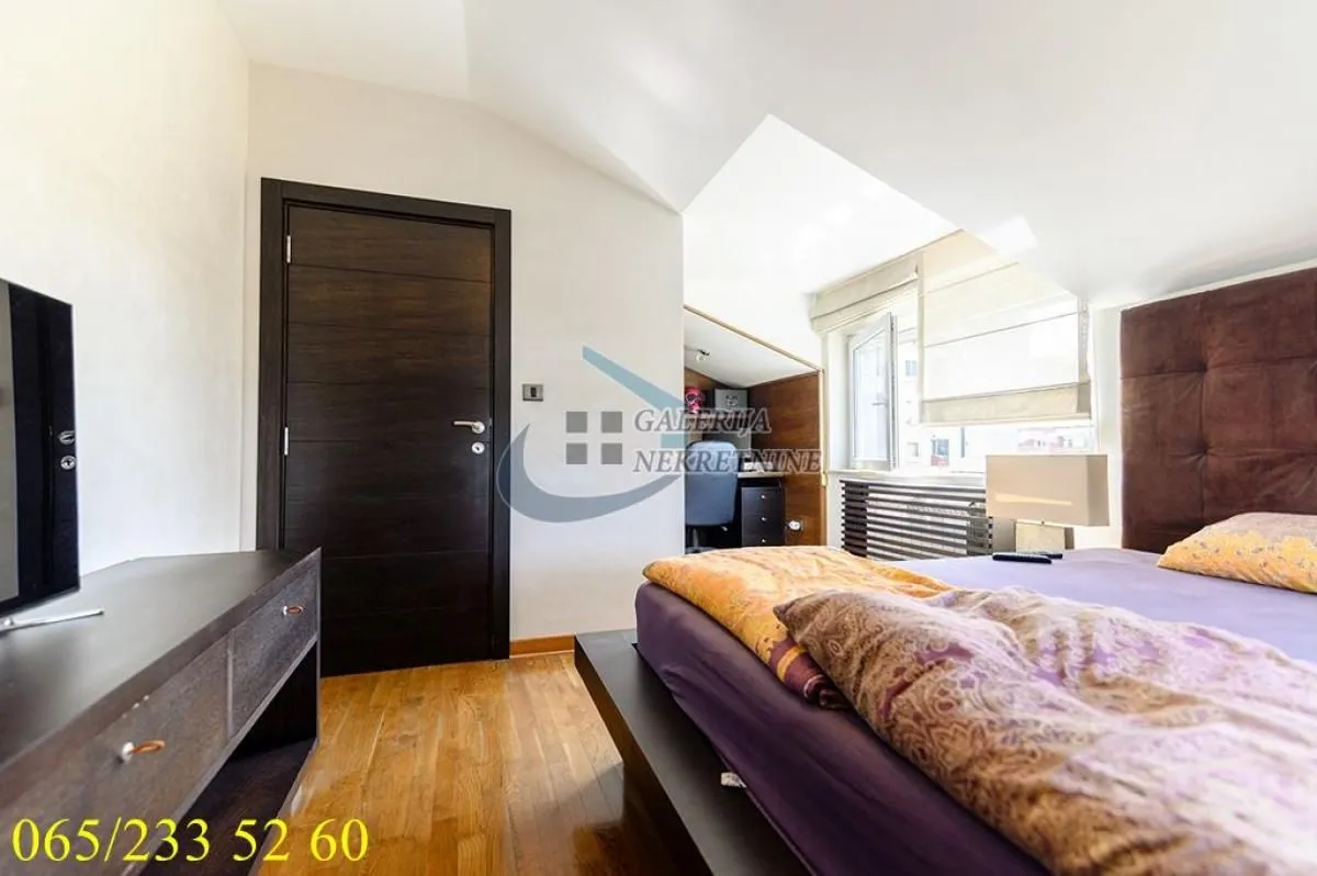 Prodaja, trosoban stan, 77m², Žarkovo, Beograd