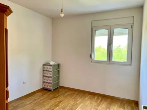 Izdavanje, jednosoban stan, 60m², Ljubović, Podgorica - image 8