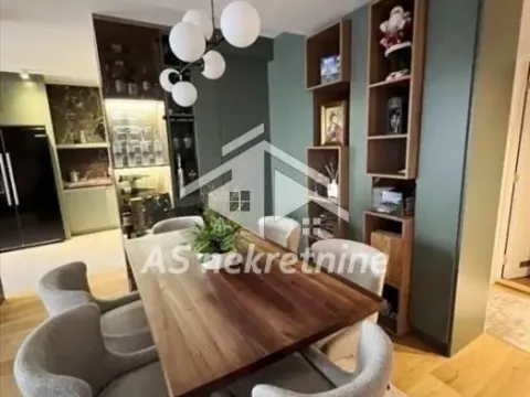 Rent, three bedroom apartment, 85m², Vračar Sve Podlokacije, Beograd - image 8